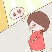 孕期尿黄尿频（孕妇35加4天晚上尿频怎么回事）