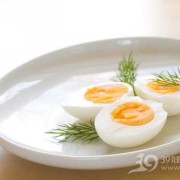 孕期头三个月吃什么好（孕期头三个月吃什么好呢）