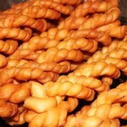 孕期可以吃麻花吗（产妇在月子里的时候能吃麻花吗）