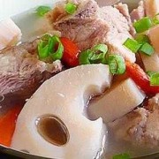 胎儿排骨（11个月宝宝排骨清炖还是炒了炖好怎么炖有营养）