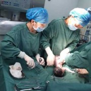 孕妇撞到肚子怎么办,胎儿头部受到撞击
