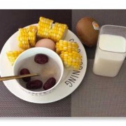 孕妇早餐吃什么对胎儿发育好呢（早孕抽血检查可以吃早饭吗）