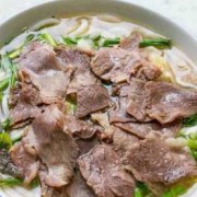 坐月子可以吃羊肉吗,孕期能不能吃羊肉粉