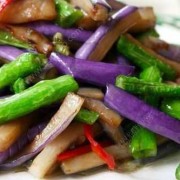 孕期能不能吃茄子（孕妇吃茄子会流产吗）
