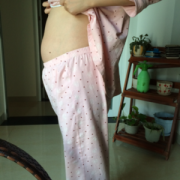 孕期肚子好小（孕期肚子好小孩子生下来却有七斤多）