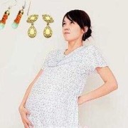 孕期戴金器（孕期戴金饰品对孩子有影响吗）