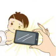 前置闪光灯给宝宝照个相碍事吗,胎儿有闪光点是什么原因