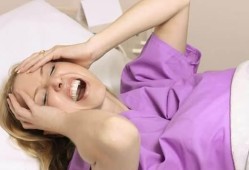 孕期小腹抽痛（孕19周，肚子一阵阵抽痛，怎么办）