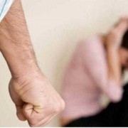 怀孕期间被老公打（怀孕期间被老公打能原谅他吗）