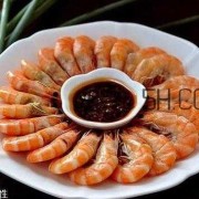 孕中期吃虾对胎儿好吗（孕妇适合怎么吃虾）