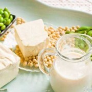 孕妇吃什么胎儿补脑（孕妇吃什么胎儿补脑效果最好最快）
