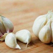 孕期吃大蒜对胎儿好吗（孕期吃大蒜对胎儿好吗有影响吗）