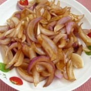 孕期能吃洋葱吗（孕妇吃炒洋葱对胎儿好不好）