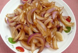 孕期能吃洋葱吗（孕妇吃炒洋葱对胎儿好不好）