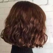 怀孕可以烫发尖吗,孕期烫发尾对胎儿的影响