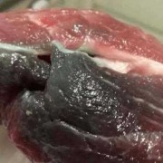 牛肉颜色变暗的原因,孕妇吃牛肉胎儿变黑吗怎么回事