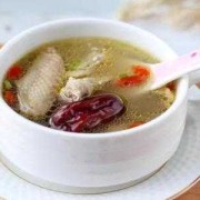 孕妇吃鸽子对胎儿好吗（孕妇吃鸽子对胎儿好吗有营养吗）