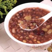 孕期可以吃八宝粥吗（孕期可以吃八宝粥吗对宝宝有影响吗）