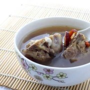 孕期骨骼（大骨头怎么炖适合孕妇吃）