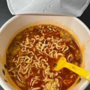 孕期吃了泡面（饿了，孕妇能吃方便面吗，会对胎儿有影响吗）