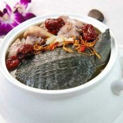 孕期可以喝甲鱼汤吗（孕期可以喝甲鱼汤吗?）