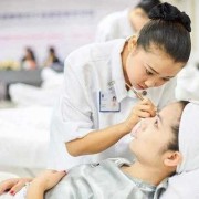 怀孕期间可以上班吗（美容师怀孕了还可以上班吗）