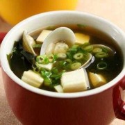 孕期前三个月吃什么好（孕期前三个月吃什么好对胎儿好）