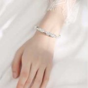 银貔貅适合女人戴吗,孕期可以戴银手镯吗女