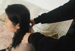 孕妇捶背胎儿会受伤吗（孩子给母亲捶背母亲的感受(快速)）