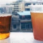 孕期尿液发黄（孕期尿液发黄正常吗）