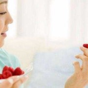 孕妇化妆胎儿能吸收吗（孕妇化妆胎儿能吸收吗视频）