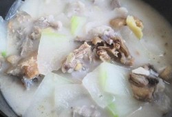 孕妇吃羊肉对胎儿有影响吗（羊肉跟冬瓜煮在一块孕妇能吃吗）