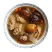 孕期煲汤（孕期煲汤可以放什么材料）