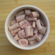 胎儿尾巴（猪尾巴怎么做给宝宝）