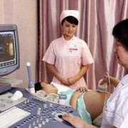 中孕期彩超（孕妇做彩超能吃饭吗？还有什么检查需要注意的事情）