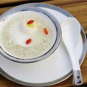 孕期能吃米酒吗（孕妇可以喝米酒吗）