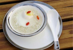 孕期能吃米酒吗（孕妇可以喝米酒吗）
