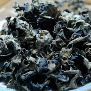 孕期可以吃菠菜（吃了菠菜大便会是黑色的吗）