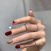 怀孕期间能做美甲吗（孕妇可以做美甲吗）