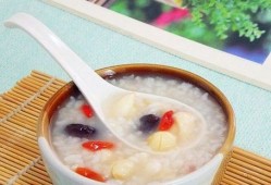 孕期吃什么粥（孕期吃什么粥对胎儿好）
