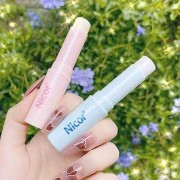 孕期可以用润唇膏吗（孕期可以用润唇膏吗女性）