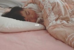 5个月的婴儿睡懒觉好吗,孕妇睡懒觉对胎儿有影响吗视频