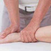 孕期腿抽筋是怎么回事（孕期腿抽筋是怎么回事）