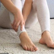 孕期腿疼怎么缓解（孕期腿疼是什么原因）