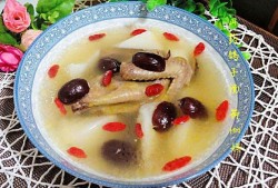 孕期能吃枸杞子吗（枸杞头煲汤孕妇能不能喝）
