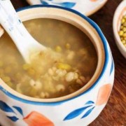 绿豆汤胎儿（孕初期能喝绿豆汤吗）