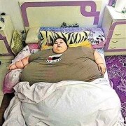 孕期胖多少斤合适（怀孕整个孕期会胖多少斤怀孕三个月瘦了13斤）