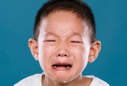 六个月宝宝嗓子哑了怎么办？哭着都没有声音,胎儿会跟着母亲熬夜吗