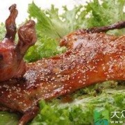 怀孕期间能吃鸡吗（怀孕期间能吃鸡吗,怀孕期间能不能吃兔子肉）