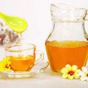 孕妇吃蜂蜜对胎儿有什么好处（怀孕天天喝蜂蜜水好吗？喝蜂蜜水对孕妇好吗）